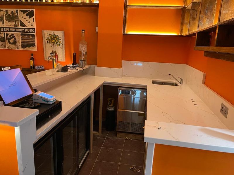 Bella Roma: bar rebuild