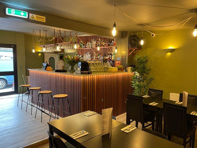 Le 5 Terre: commercial fit-out